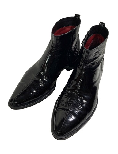 CoSTUME NATIONAL CRINKLE PATENT LEATHER BOOTS