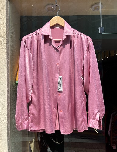 【70’s】 FRENCH SATIN SHIRT IN BABY PINK