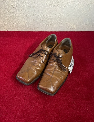 【90’s】 BROWN SQUARED TOE DERBY SHOES
