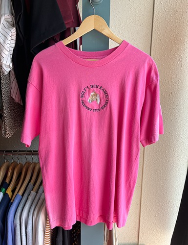 【90’s】 WOLF&#039;S DEN RANCH EMBROIDERY TEE